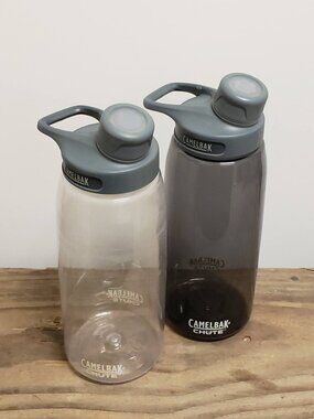 Bundle of 2 CamelBak Chute 1L (32oz) Water Bottles – Clear & Charcoal (Smoke)